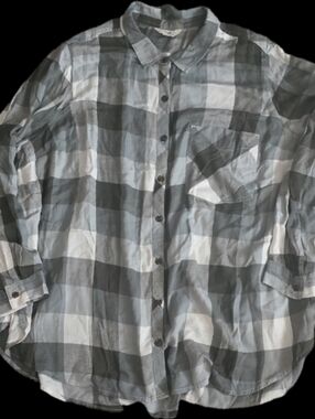 Terra & Sky Gray and White Plaid Button-Down Shirt